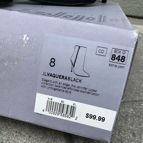 Jennifer Lopez heeled boots - Picture 6 of 6